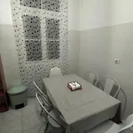 Сasa de vacaciones Bus Stop House 84