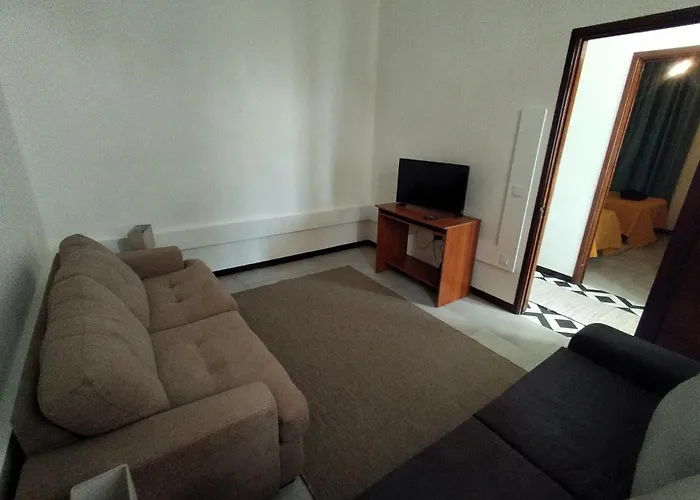 Bus Stop House 84 Сasa de vacaciones *