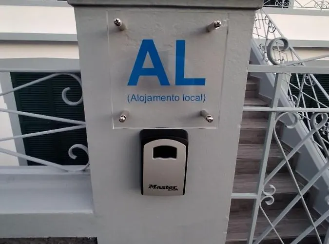 Сasa de vacaciones Bus Stop House 84 Funchal (Madeira)